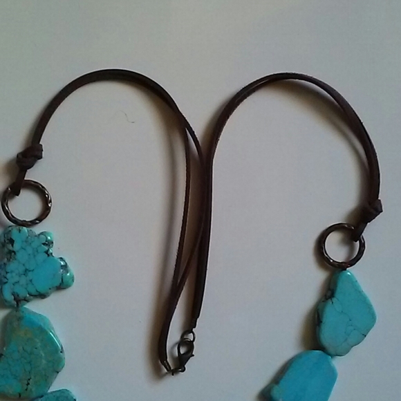 Turquoise Stone Necklace - Picture 6 of 6